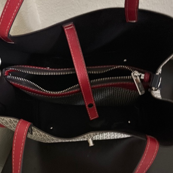 Carolina Herrera White and Red Tote Bag - Picture 2 of 7